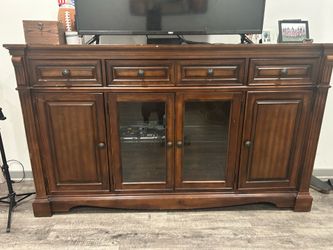 Entertainment stand