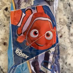 NEW Disney Finding Dory 23 Inch Kite
