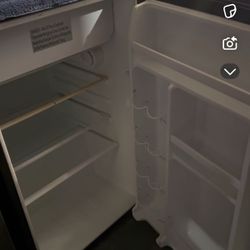 Mini Fridge 