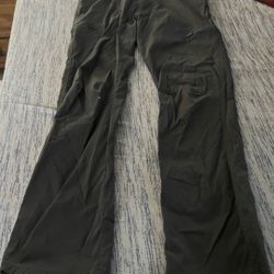 MEN'S WRANGLER® FLEX WAIST OUTDOOR CARGO PANTS - 29/30 - GRAY