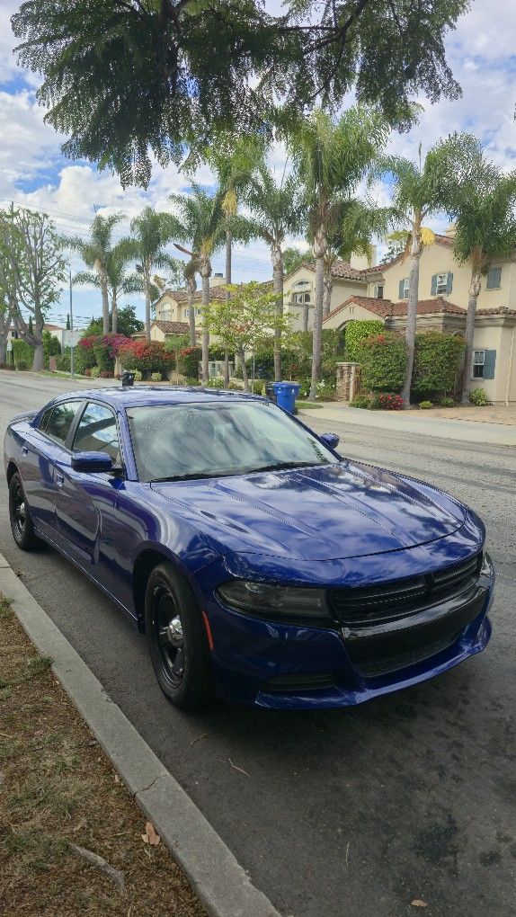 Dodge Charger Police V8 4dr Sedan RWD 5.7L
