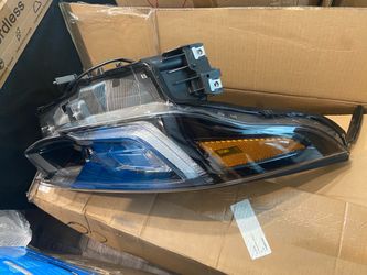 Right Side Headlamp for Hyundai TucsonOEM 2019 - 2021