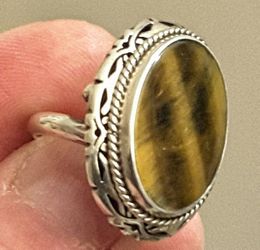 Large taxco over 1" diameter signed Mexican sterling silver and Tiger eye 925 silver adjustable ring