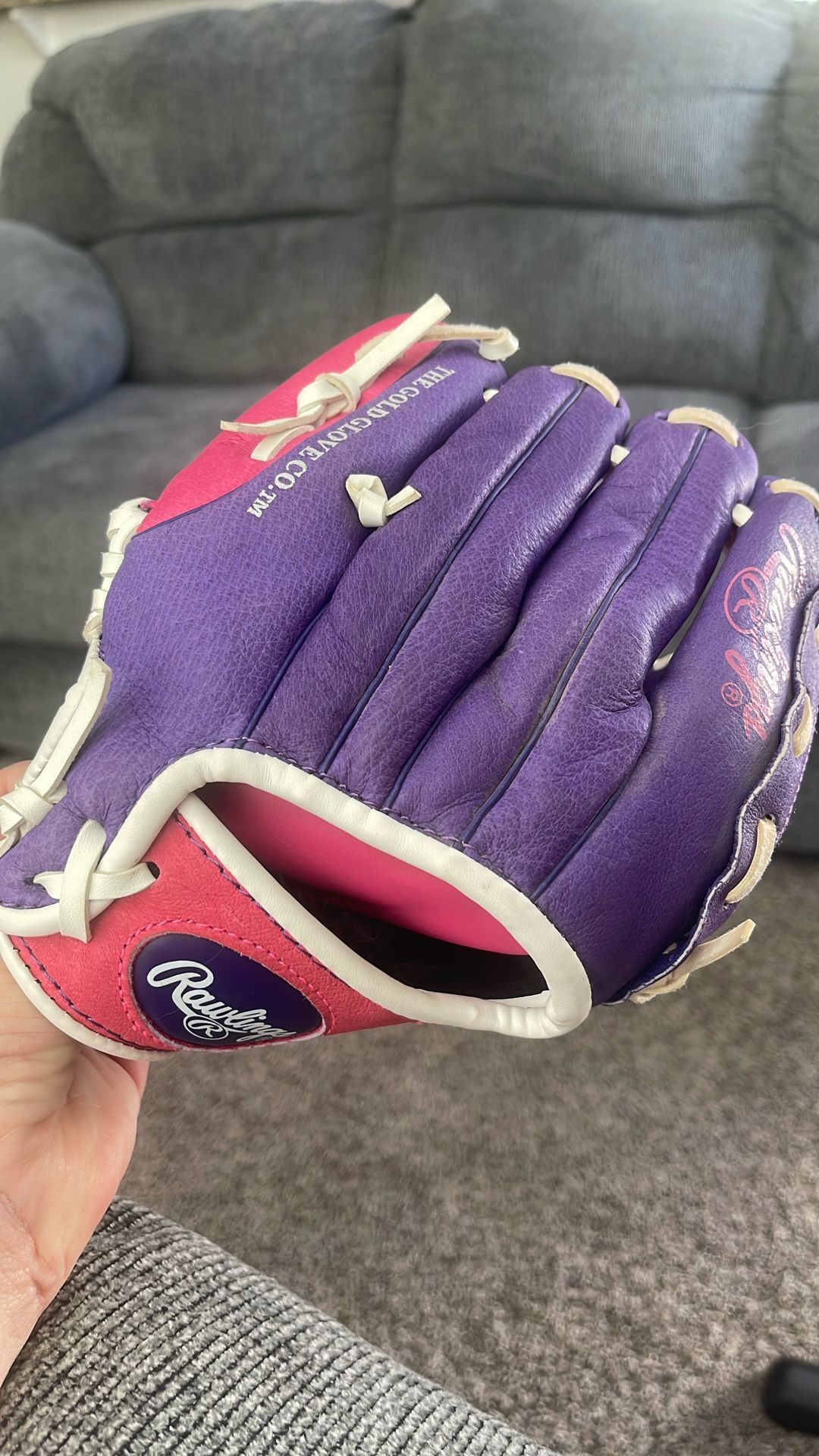 Girls Baseball Mitt
