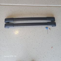 Subaru crossbars Brand new