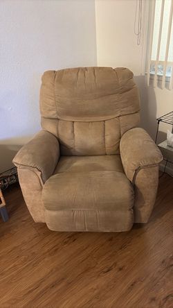 Tan Plush Recliner Chair
