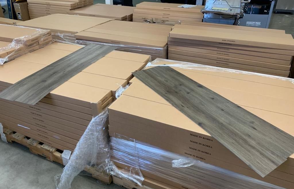 VINYL GLUE DOWN FLOORING LIQUIDATION SALE D AQF