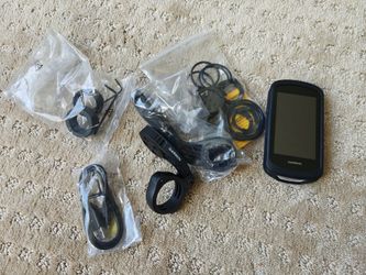 Garmin edge 1040 with silicon case, new accessories