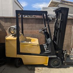 Forklift Yale