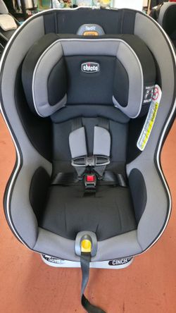 Chicco NextFit Zip convertible car seat