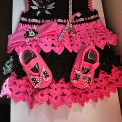 $25 Vestidos tejidos para niña incluye zapatitos y diadema
