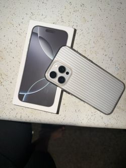 iPhone 16 Pro Max