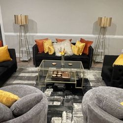 Like New! Luxury Black Sofa Set