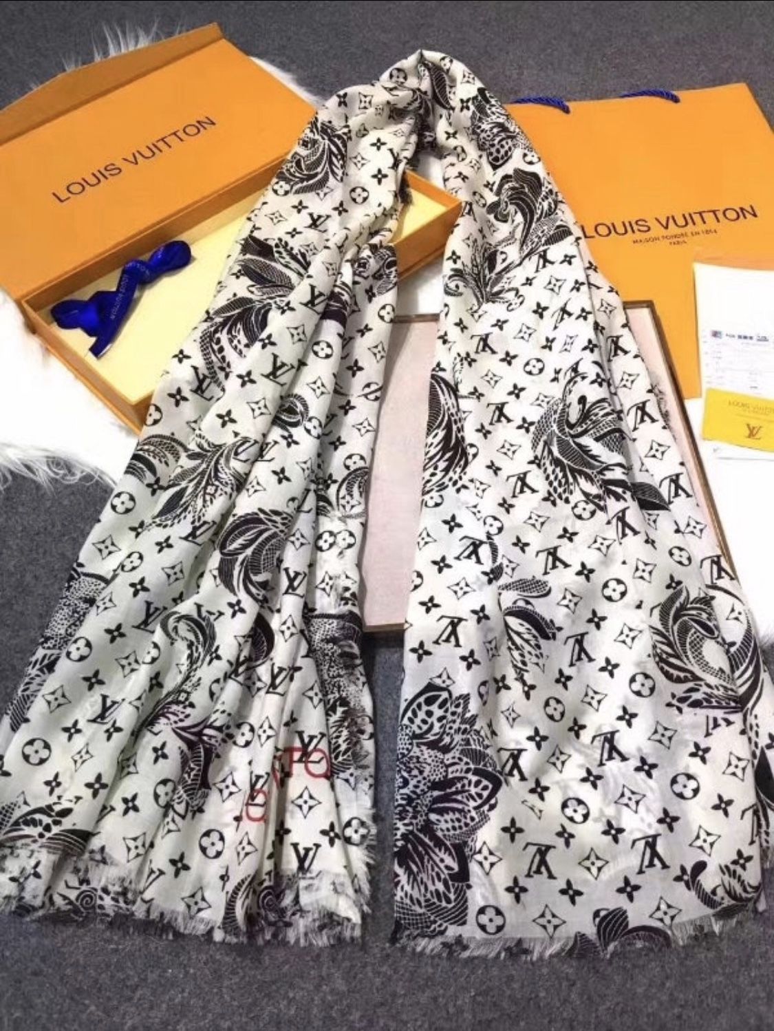 Louis Vuitton Scarfs for sale