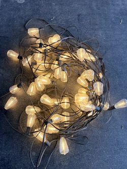 Outdoor string lights