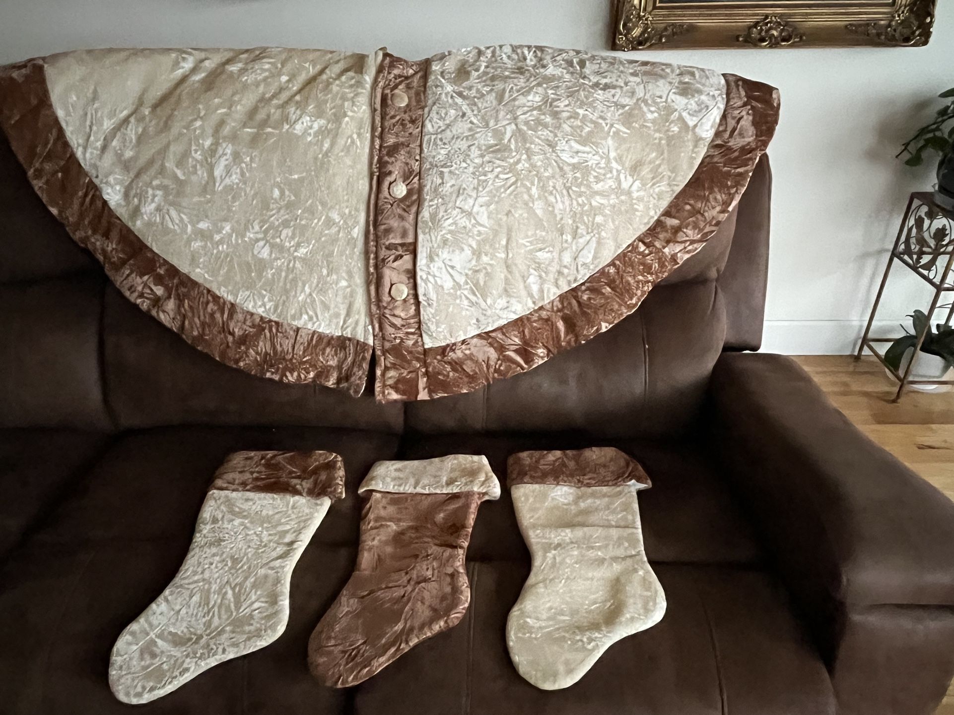 Christmas Tree Skirt With Three Stockings