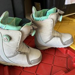 Burton Felix Double Boa women’s snowboard boots size 8.5-also sell snowboard/boots/goggles/he