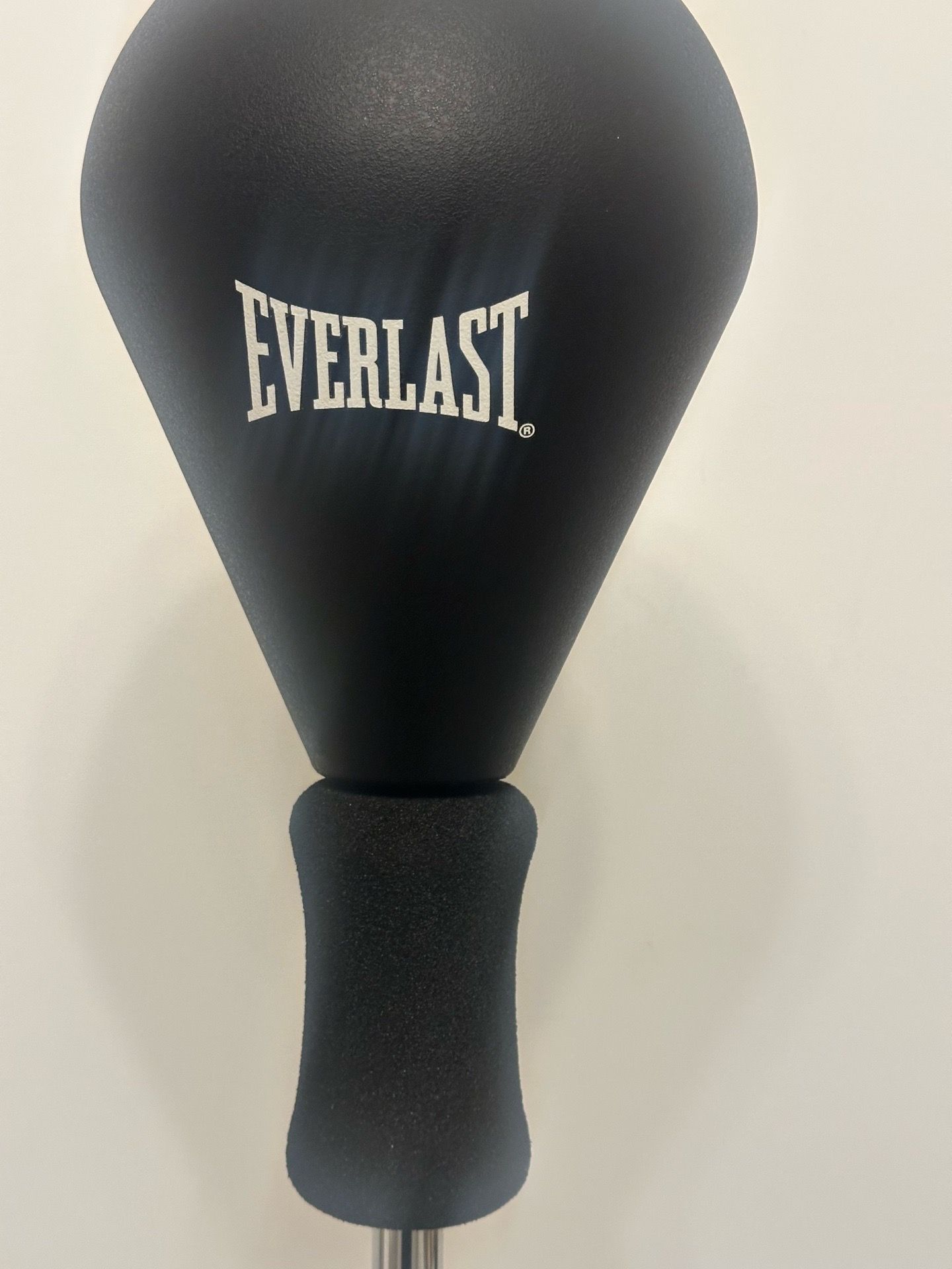 Like new everlast core puching bowl