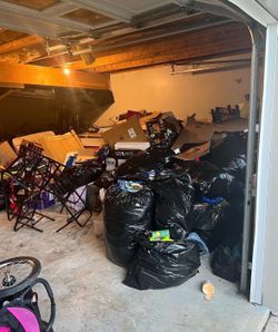 ALL JUNK IT@KE! EVERYTHING TRASH & DEBRIS