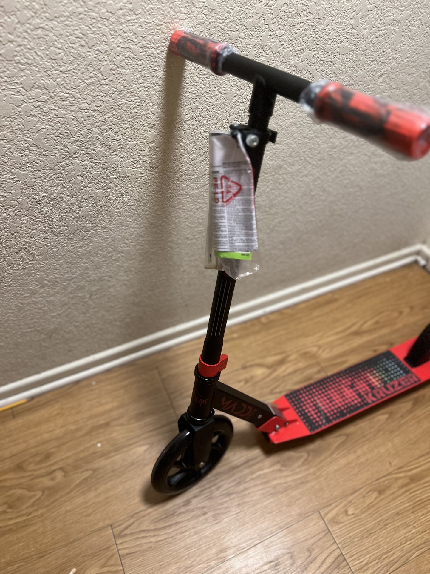 Madd Gear Kruzer Folding Height Adjustable Commuter Scooter