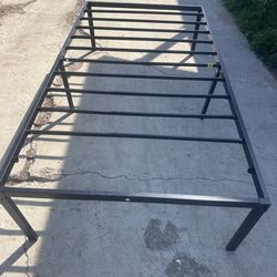 $25 Twin size bed frame