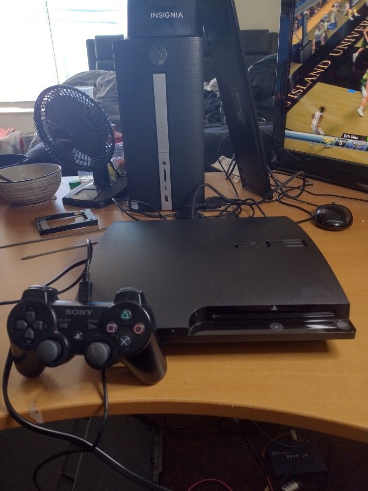 PS3 Slim (500gb)