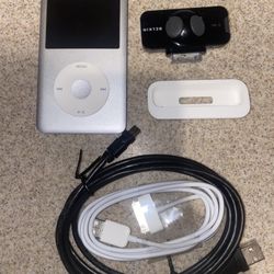 iPod 6th 80gb with Speakers 