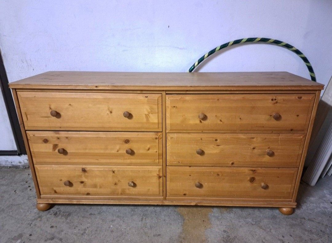 Wood Dresser 