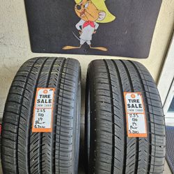 255/40/19 Michelin Tires (2)