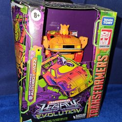 Transformers: Legacy Evolution G2 Universe Autobot Jazz 