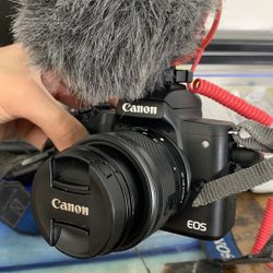Canon M50 And Set