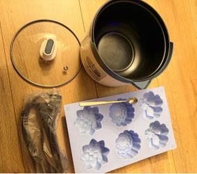 Candle Making Kit with Melting Pot and Molds