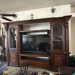 Wood Entertainment Center 