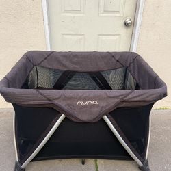 NUNA PLAY PEN 
