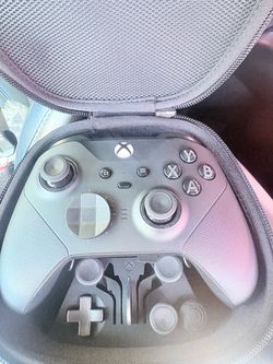 Xbox Elite Series 2 controller