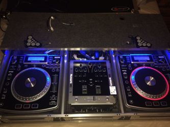 Numark ndx 900s and case