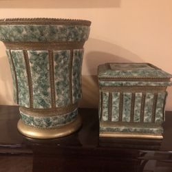 RARE VINTAGE MARBLE ACCESSORY SET 