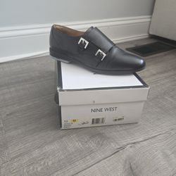 Black DRESS Shoe