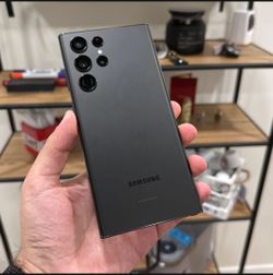 Samsung Galaxy S22 Ultra 128GB Unlocked | FlexEmarket Hot Deal