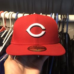 cincinnati reds Fitted Size 7