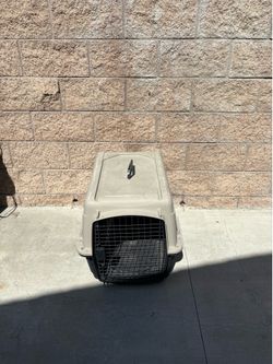 Dog crate