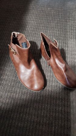 Brown ankle boots