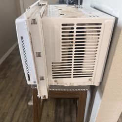 Midea window air conditioner