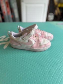 Girls shoes - sizes/peoces in description $5 and up