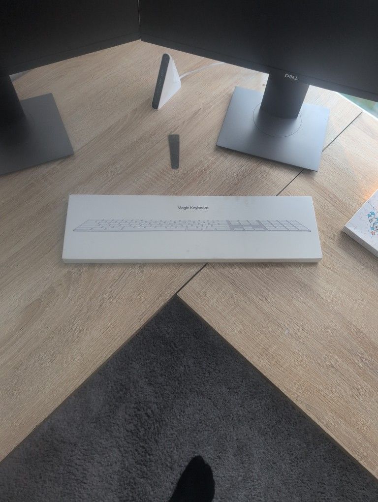 Magic Keyboard With Numeric Keypad