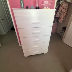 Free Dresser