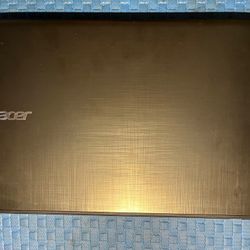 ACER Aspire 15.6” Laptop i3-7100 8Gb 240GB SSD