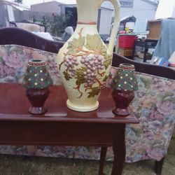 Vintage Pitcher And 2 Lamps