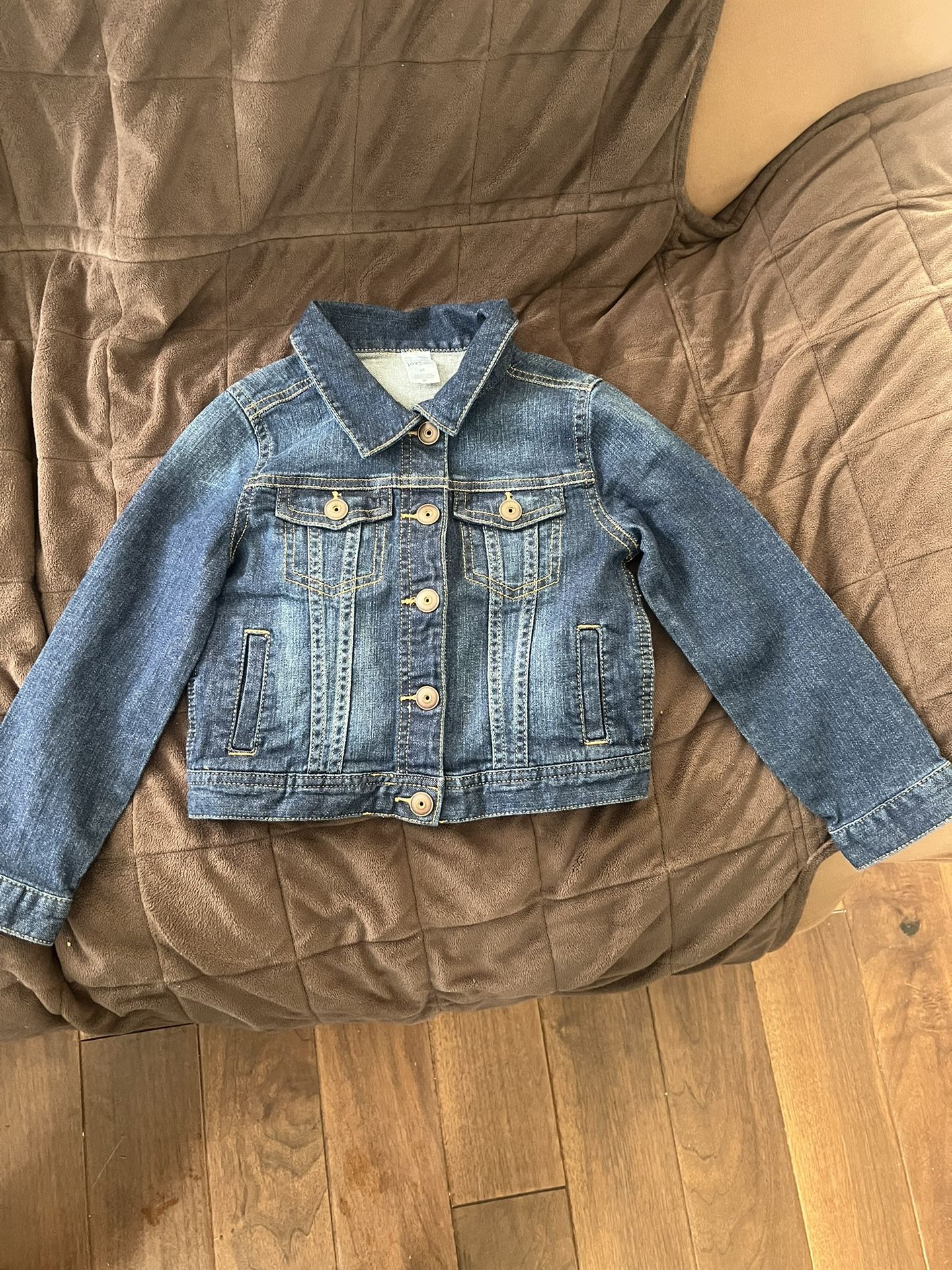Jean Jacket 5T (Carter’s)