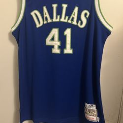 Dirk Rookie Jersey 